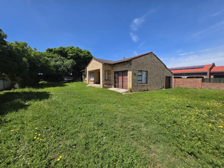 3 Bedroom Property for Sale in Kabeljauws Eastern Cape
